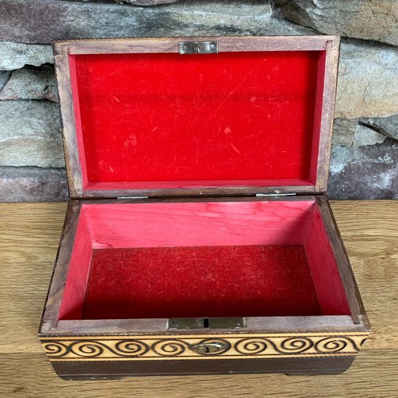 Jewelry Treasure Box Pyrography Wood Burning Red Velvet Lined Bohemian Decor - Picture 3 of 10